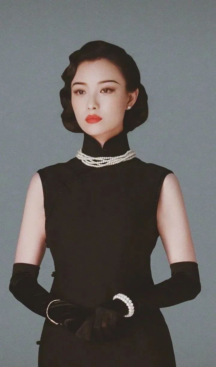 Penta提名倪妮,《流金岁月》朱锁锁换个头就翻红了,背后一扒全是黑料