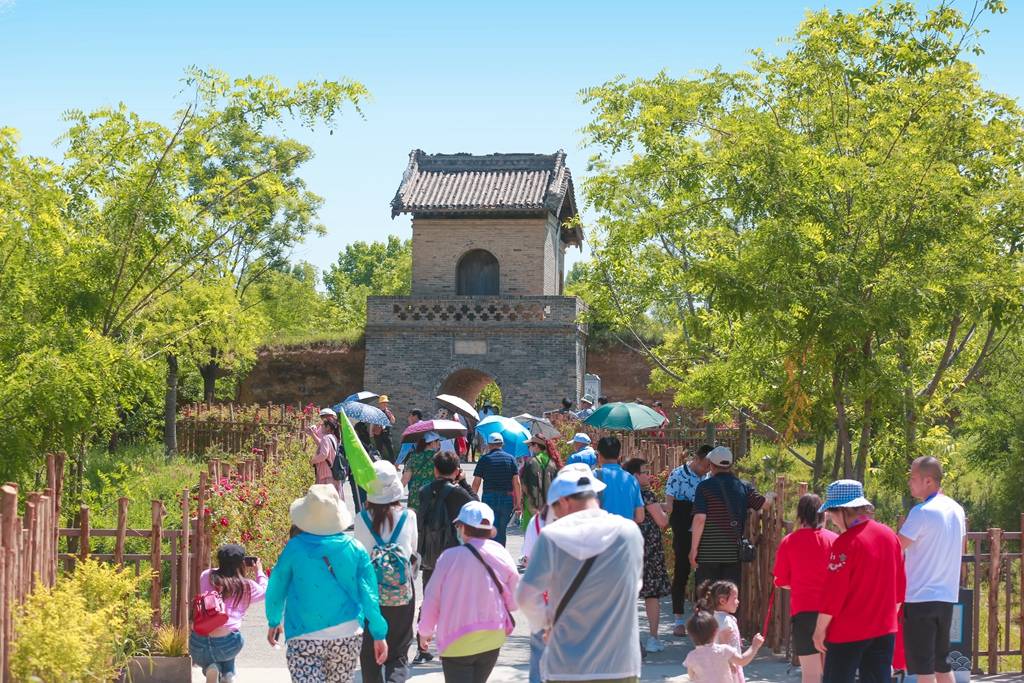 玩转白鹿原影视城，邂逅影视剧里的场景，实地体会穿越的感觉