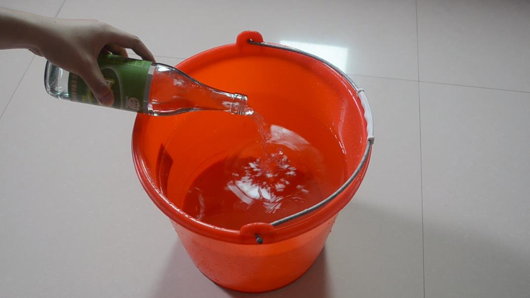 空調清洗不需要找師傅，教你清洗空調的簡單方法，省錢又省力