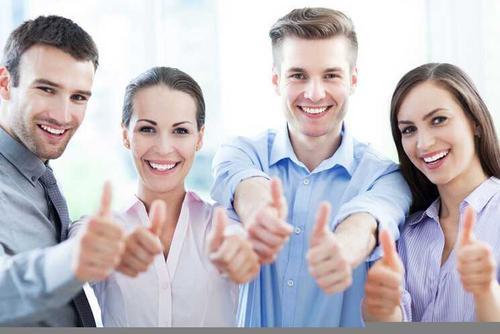 职场新人如何与同事相处？“四多四少”教你搞