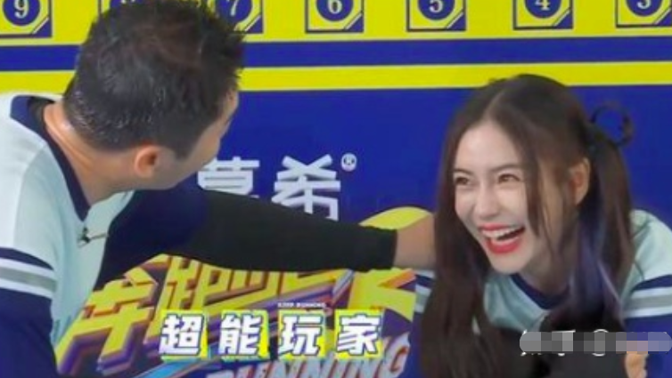 baby戴眼罩鼻子挤压变形，鼻梁形状暴露是否原装