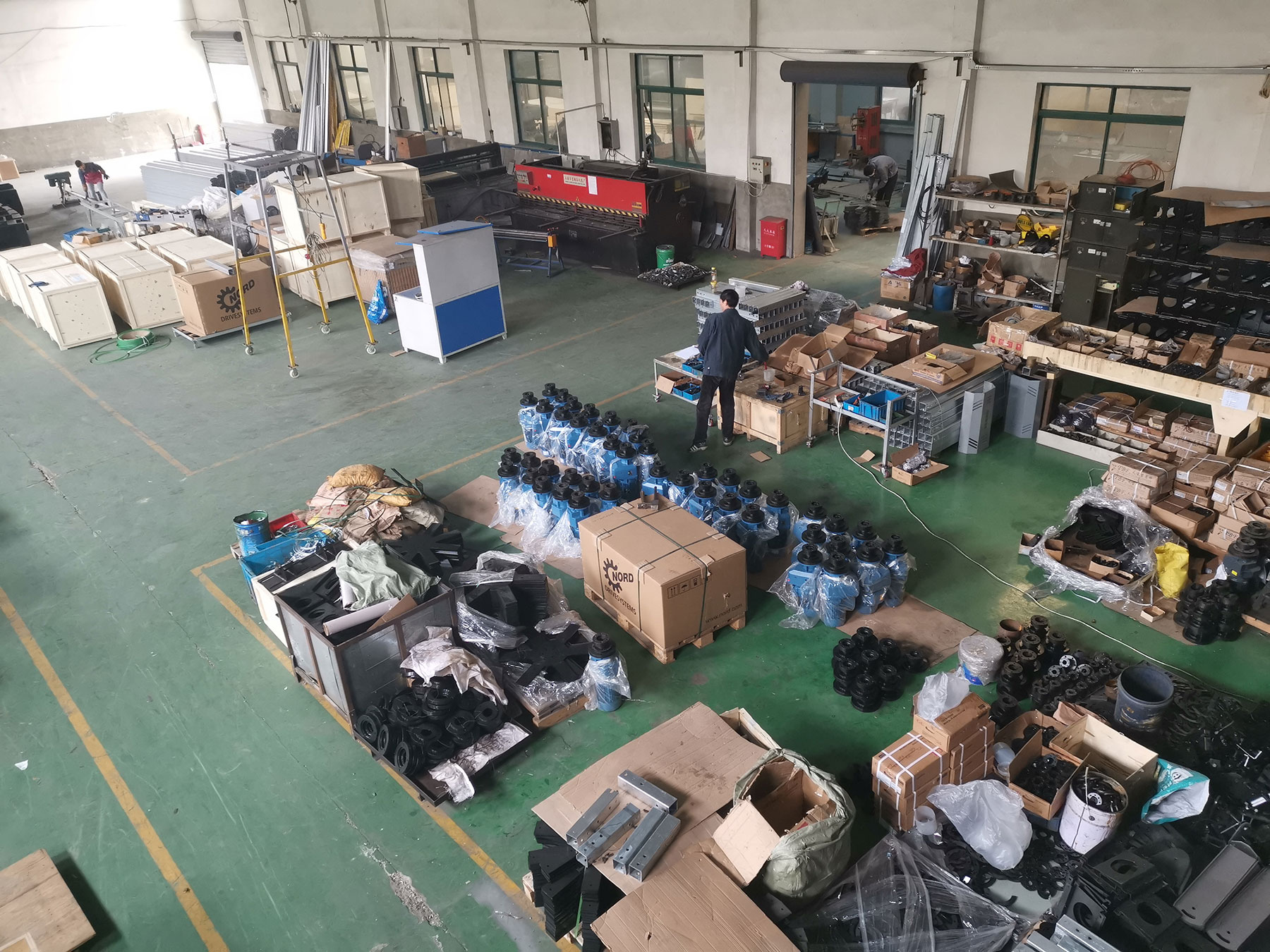 大型廠房降溫工業(yè)吊扇使用的領(lǐng)域分為哪些？