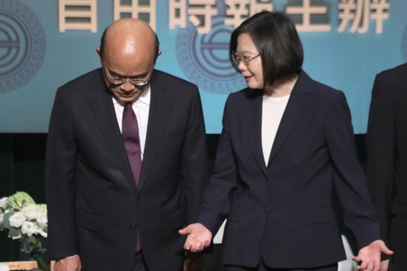 蔡英文真的�離不開�他嗎？