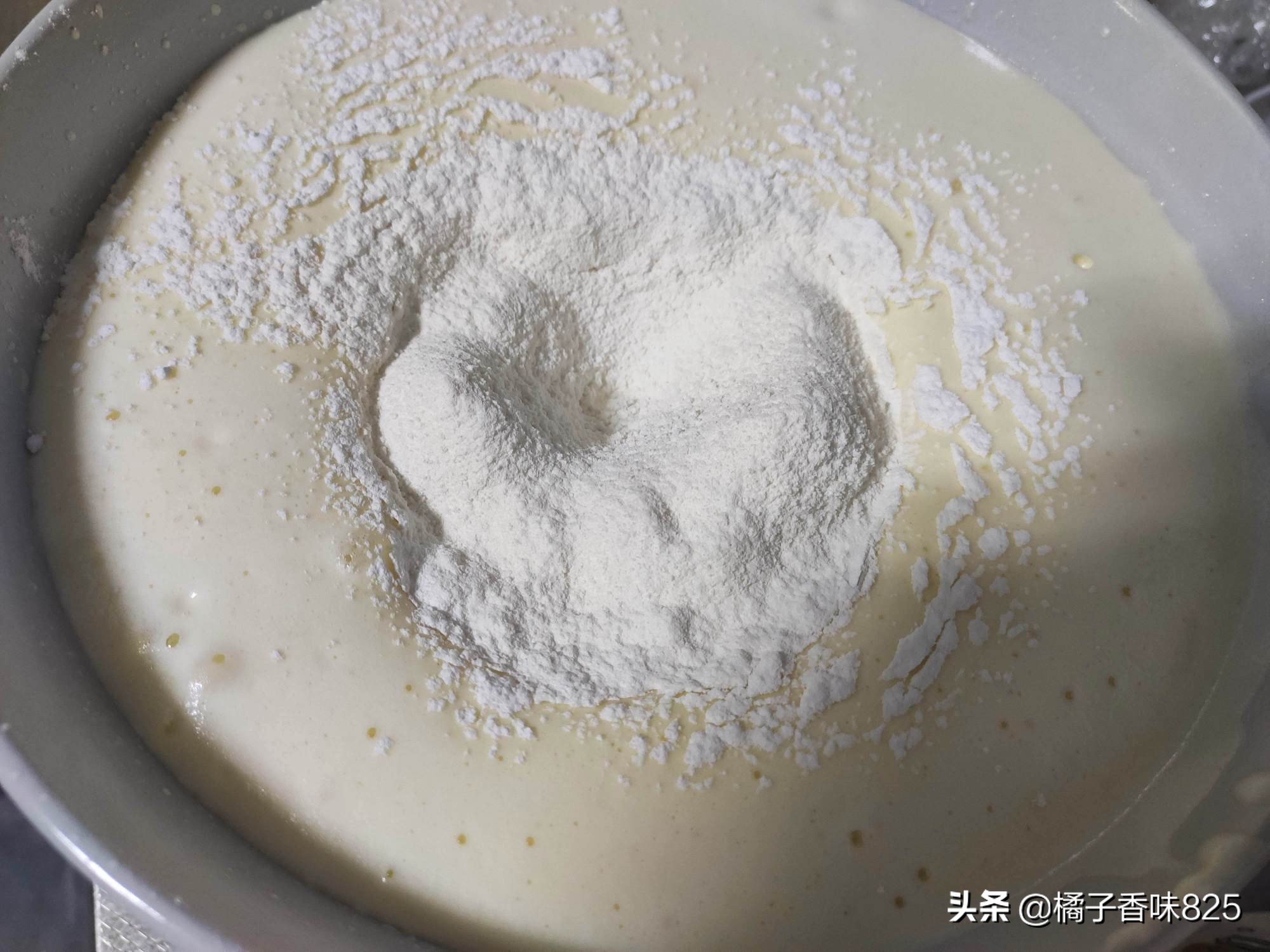 脆皮小蛋糕，不用一滴水，外酥里嫩甜而不膩，兒子每次上學必備