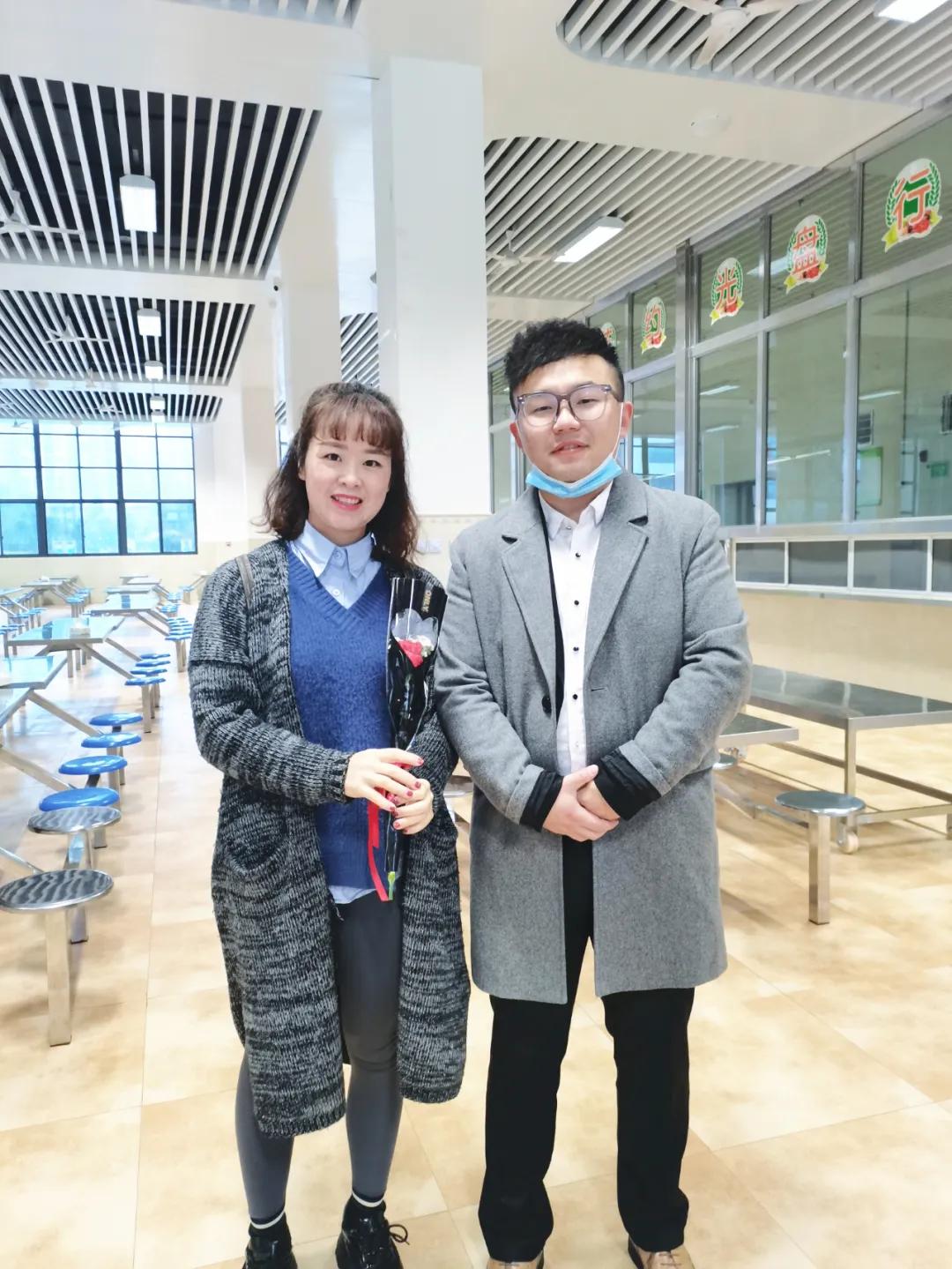 把春天送给你丨记双流区实小外国语学校三·八国际妇女节特别活动