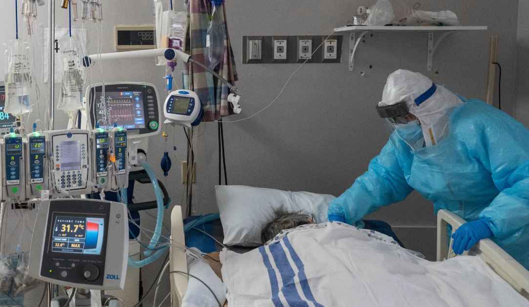 美国打破记录，每日死亡人数超过3000，而且在不断攀升