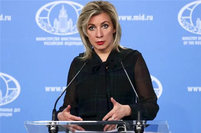 日本两大动作激怒俄罗斯，普京的大棒来得很果