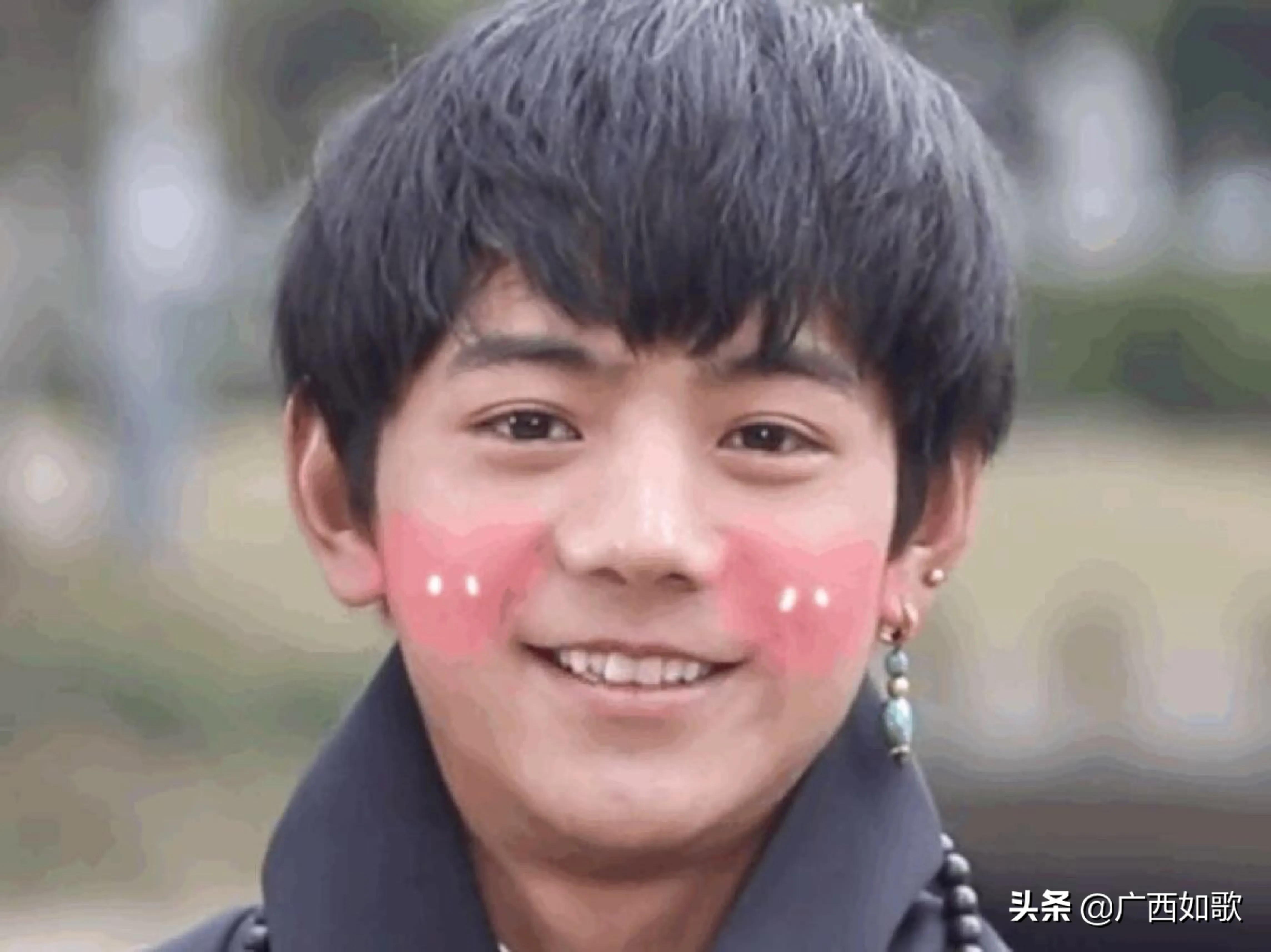 Ding Zhen saw Gu Ling's mom, ascended a network " Lang Ya a list of names posted up " head, it is a stalk! 