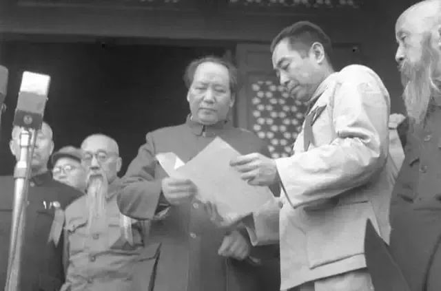 126张照片缅怀毛主席一生！