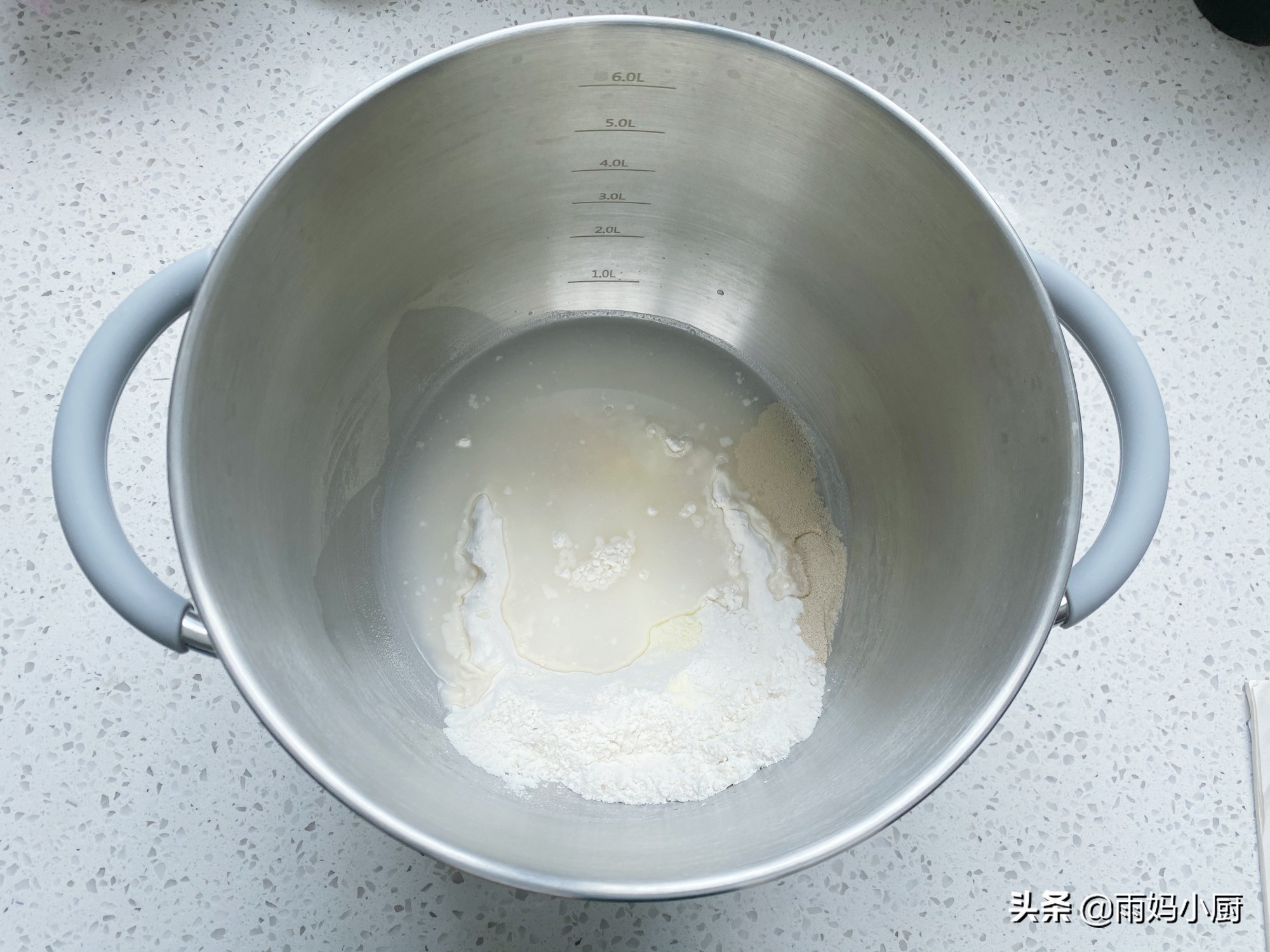 3分钟学会，1次发酵双色奶香馒头，白胖松软好吃又好看