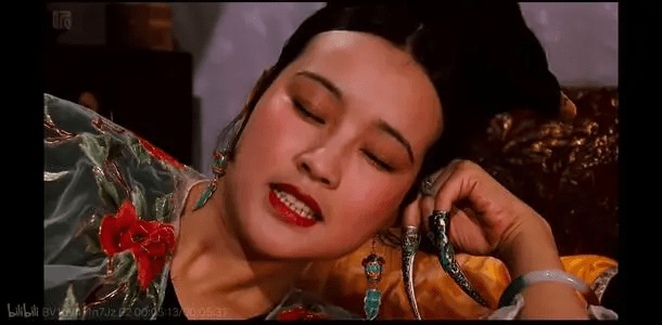 5位“裝嫩”失敗的女星，劉濤周迅勉強接受，63歲演10多歲過分了