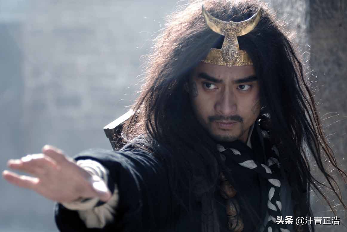 武松在六和寺出家，朝廷赏了他十万贯，这笔钱