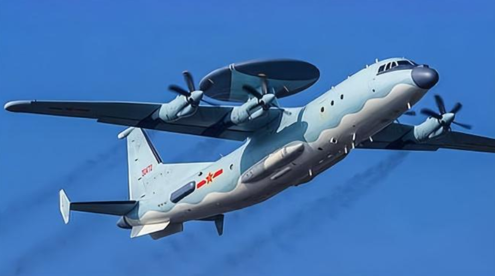 陸軍機常態化繞台，台軍高官：​​沒準是來投誠的，這是喝了多少？