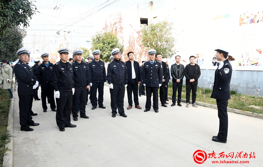 渭南市“一盔一带”再推进暨“美丽乡村行”交通安全巡回宣传活动启动仪式在华阴举行