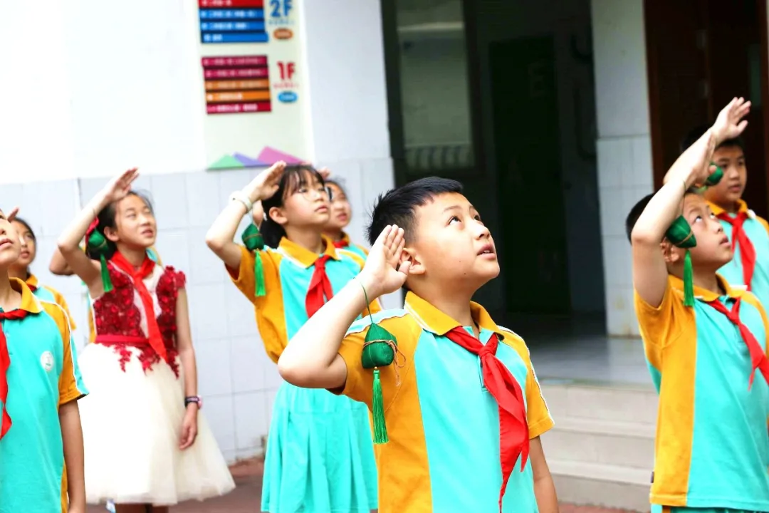 共话端午 爱国情浓丨双流实验小学（东区）主题升旗仪式