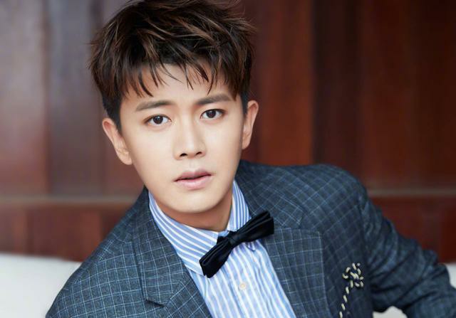 任嘉伦自我介绍有趣！情商在线玩转有趣人生，