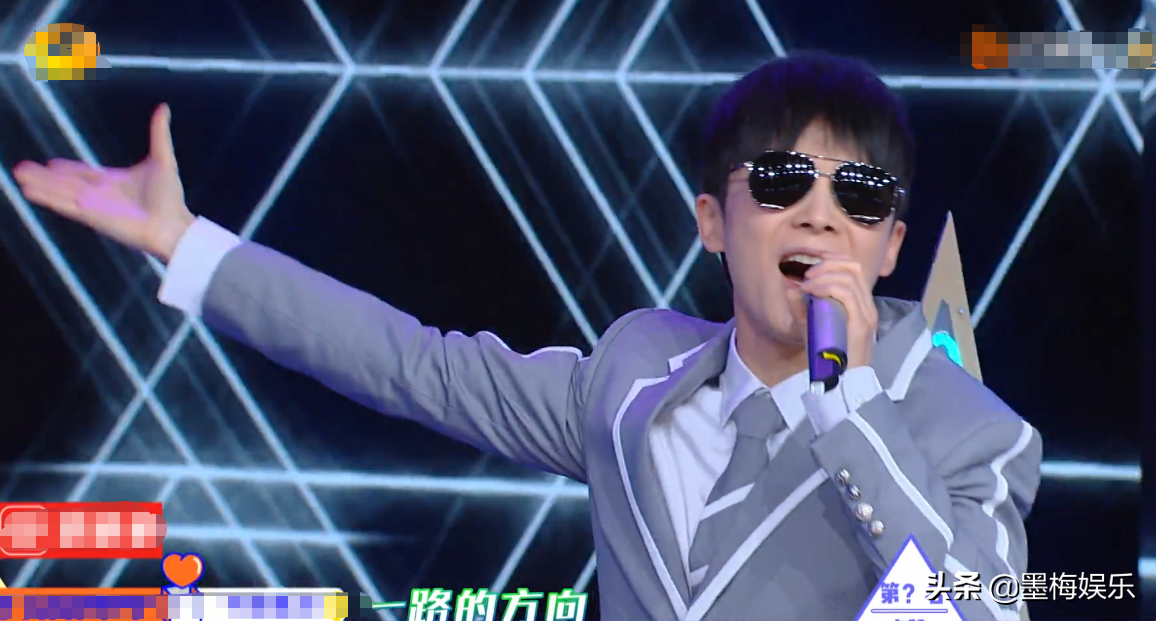 《快本》下期未播先热，哥哥们穿女团服准备出