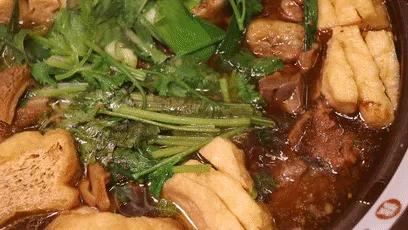 发哥与财叔关于牛杂煲的故事