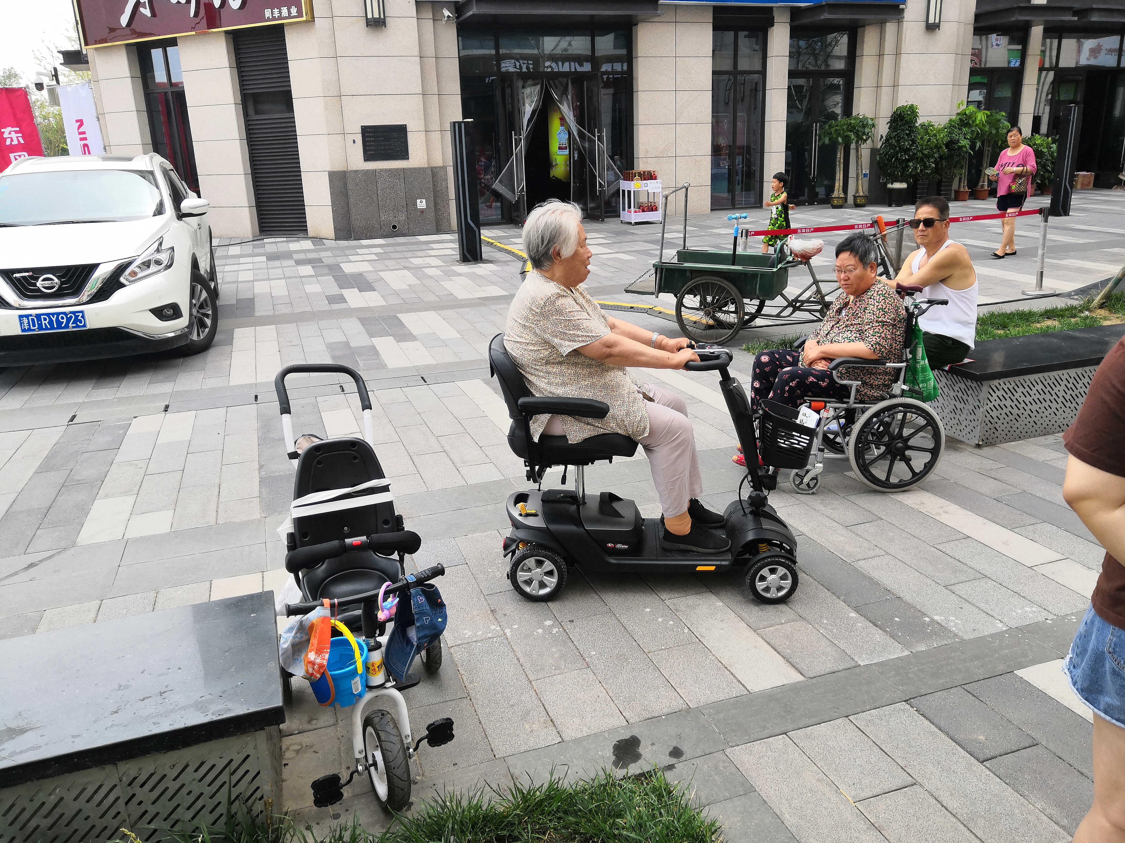 设计速度多少公里的电动代步车才是适合老年人的智能代步车