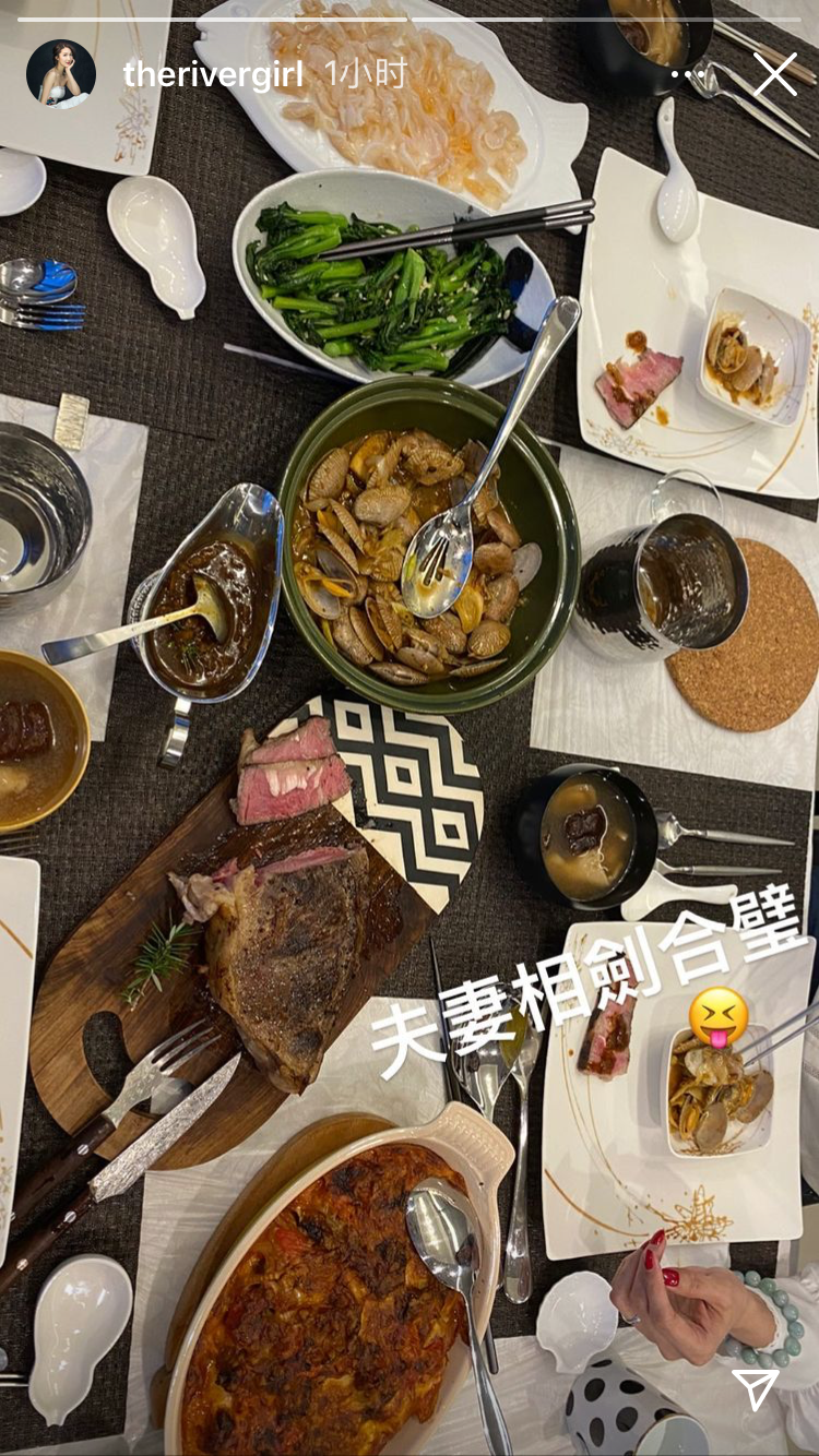 王祖蓝被俩女儿甜蜜叫醒，天韵温柔海静“粗暴”，父女仨互动有爱