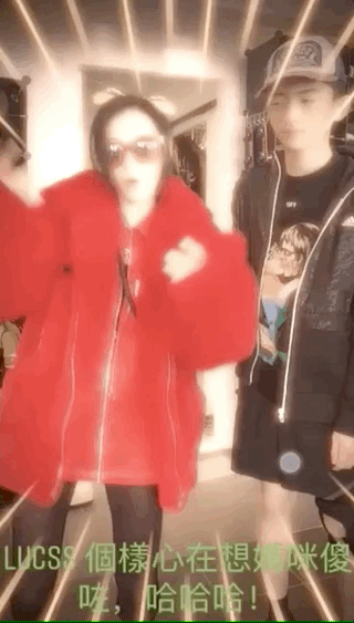 张柏芝首谈三个儿子性格，老三霸道老二阳光，老大安静爱弹吉他