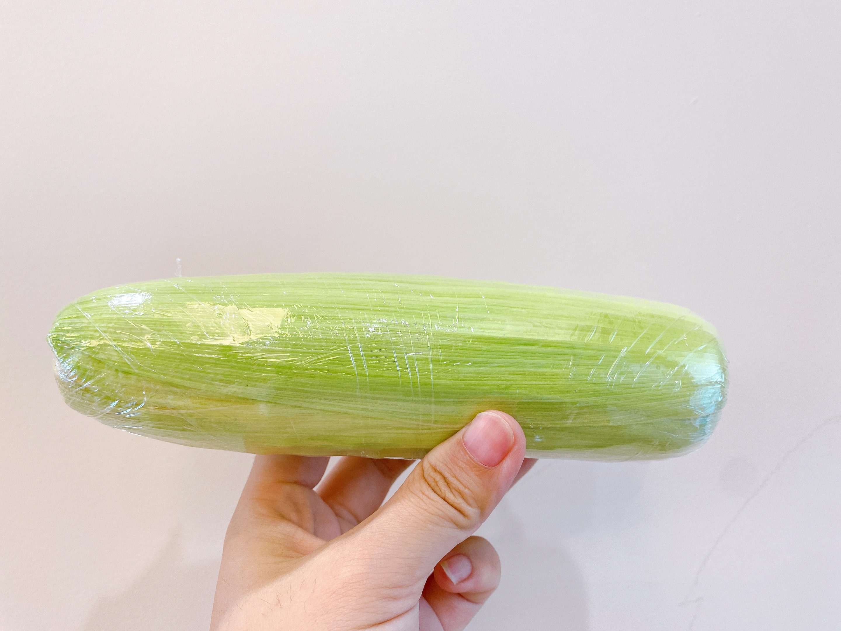 玉米保存有技巧，直接放冰箱冻就错了，多做2步，放一年还很鲜甜