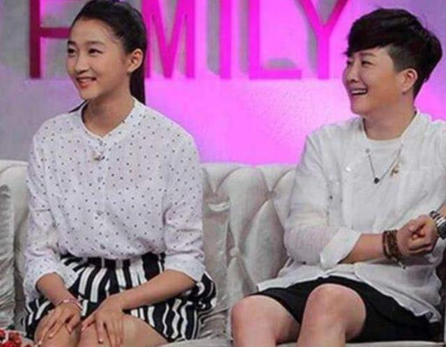 有种“不公平遗传”叫关晓彤，同父同母的姐妹