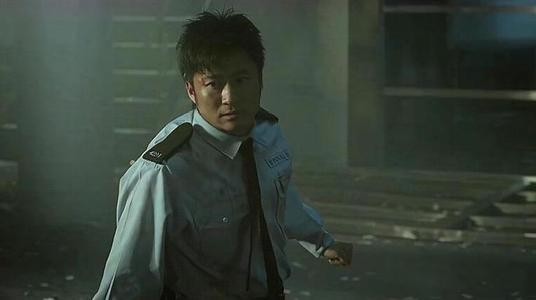 硬汉吴京的蜜糖婚姻：20亿身价背后，是妻子谢楠的一句“我养你”