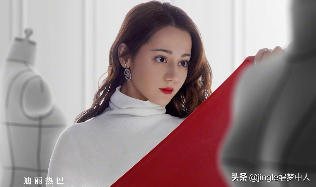 甜炸了！李宇春《一而再再而三地喜欢你》MV来袭