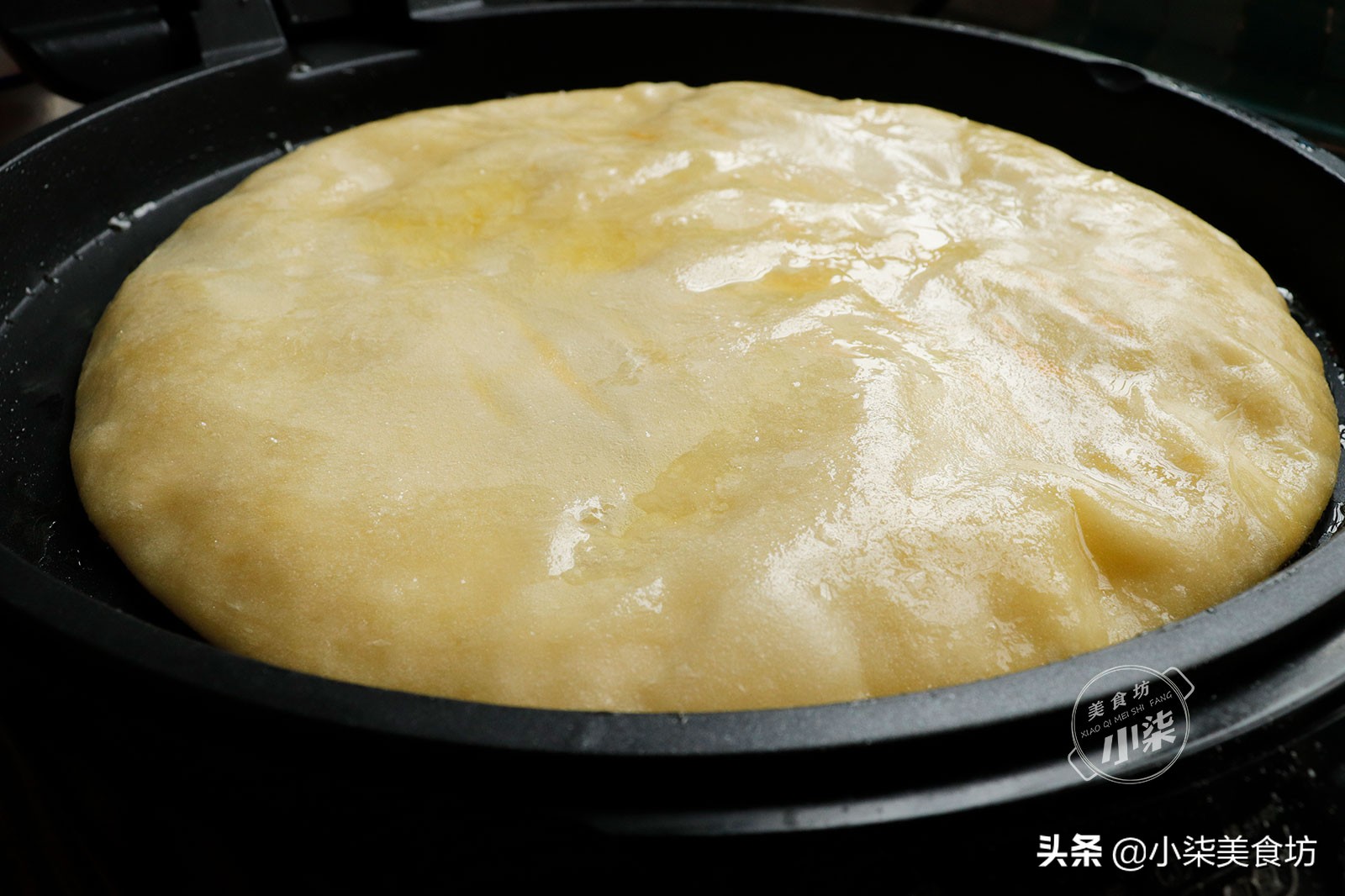家常饼经典做法，简单层次多，柔软不油腻，我家一周至少吃3次