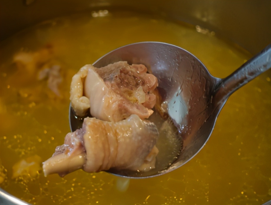 图片[5]-炖鸡汤的做法步骤图 鸡汤鲜无腥味-起舞食谱网