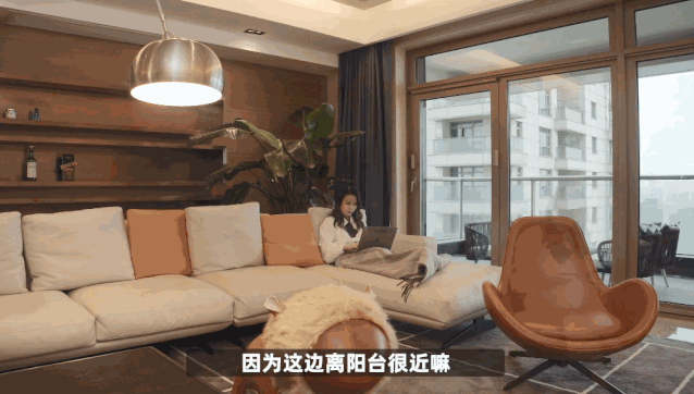 膨胀了，月薪不到5千却爱上了看5000万豪宅