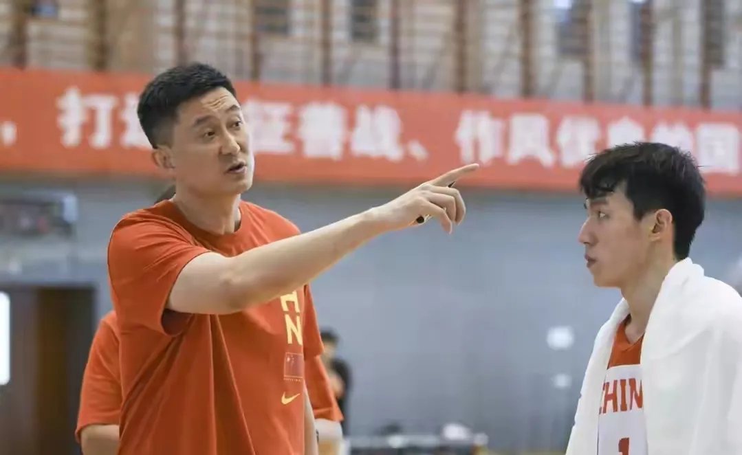 有周琦但更要下一个周期,两战日本是中国男篮的试金石:着眼重建