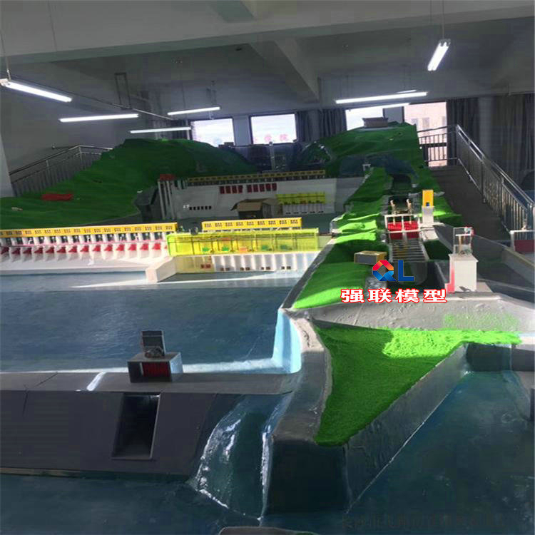 建筑物综合沙盘模型 渠系建筑模型 农业灌溉水利沙盘模型