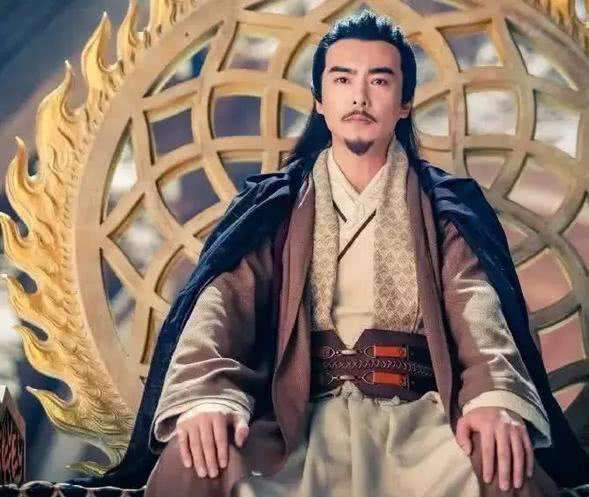 神雕后传：杨过去世，小龙女为杨过生下一子，指点武功为杨过报仇