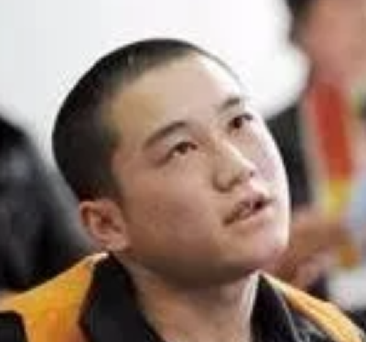 男子拿斧子连杀两人，法庭上做鬼脸被判死刑，2012年北京命案纪实