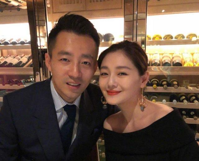 大S汪小菲闹离婚，男方回应显茫然，女方婚姻中强势常怒吼汪小菲