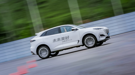 比冠道、星越L还大，长安这款2.0T中型SUV才买15万