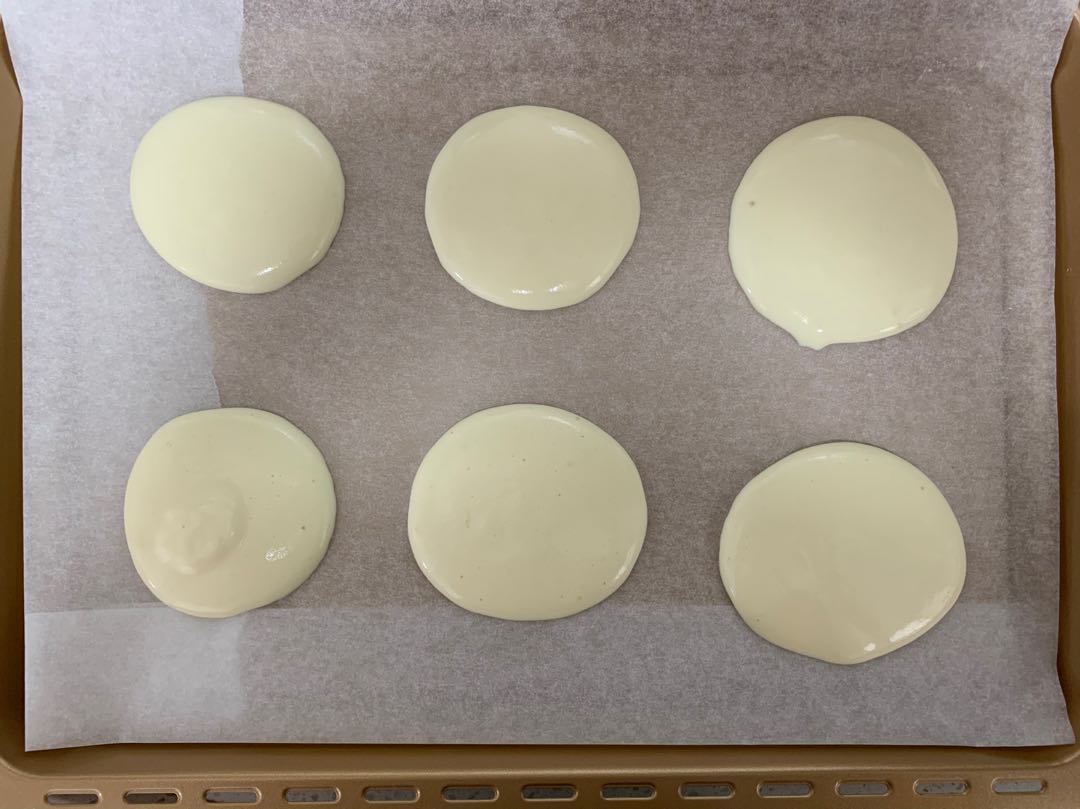 愛吃蛋糕不用買，教你在家自己做，口感細膩嫩滑，吃上一口超滿足