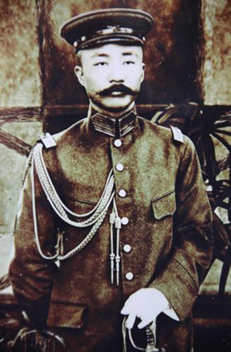 岗村宁次的4个中国学生，每个都是近代枭雄，一