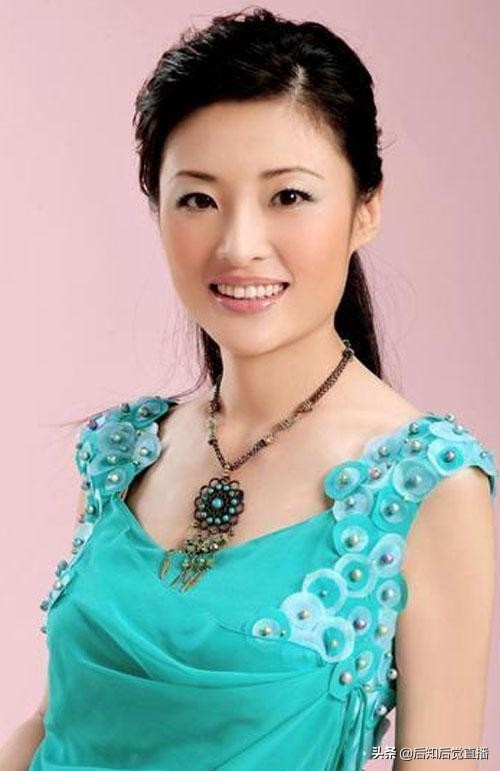 知名主持人美照一册，欣赏