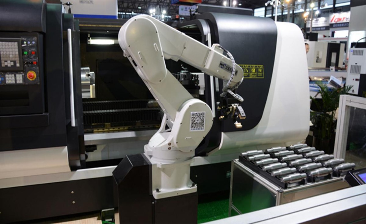 �ձ�ƾʲô��ô�����ѵ�û���ձ��������й�����ĸҲ�첻������