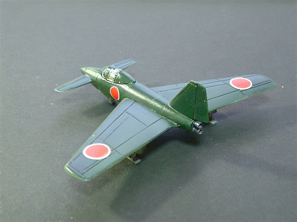 瘋狂的末日科技 神龍 滑翔特攻機 資訊咖