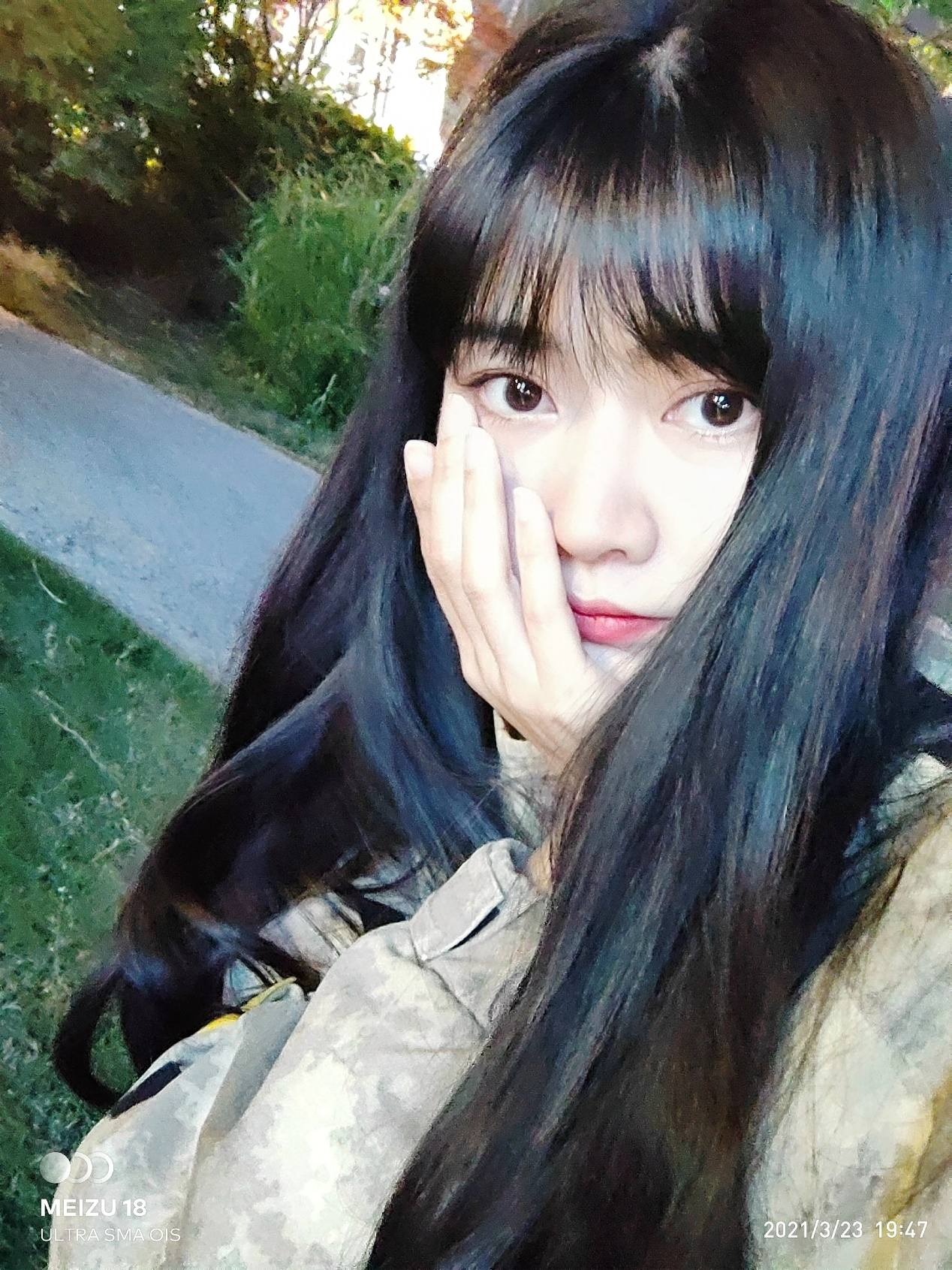小屏旗舰的惊艳：安全纯净系统，魅族18真机上手详测