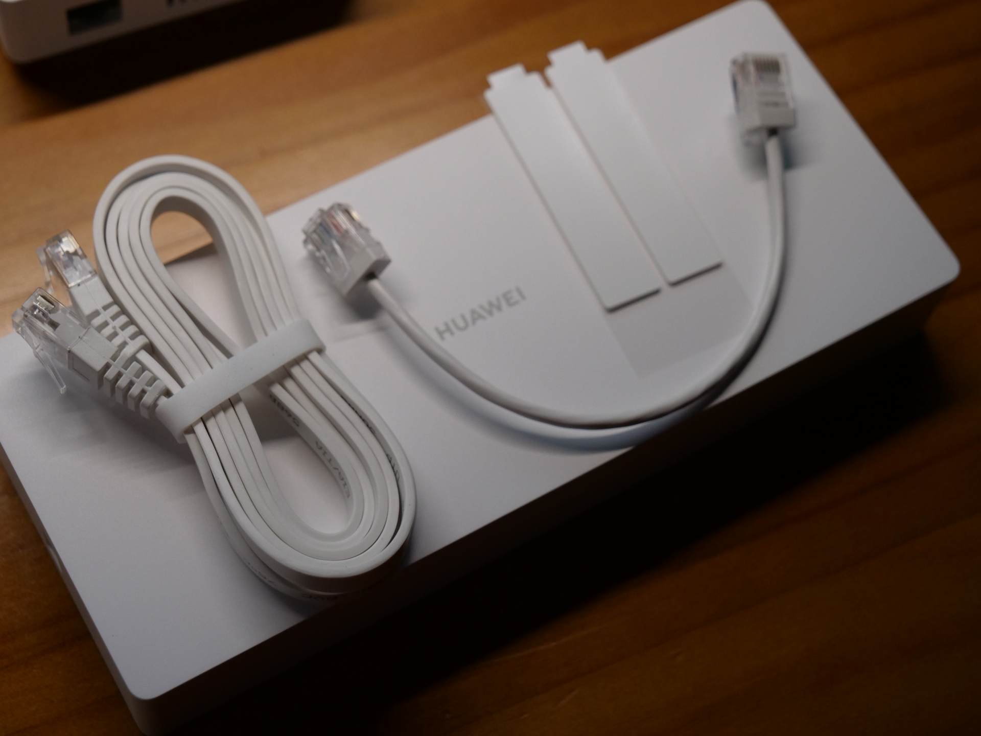 华为路由 H6体验：鸿蒙系统加持！大户型信号实