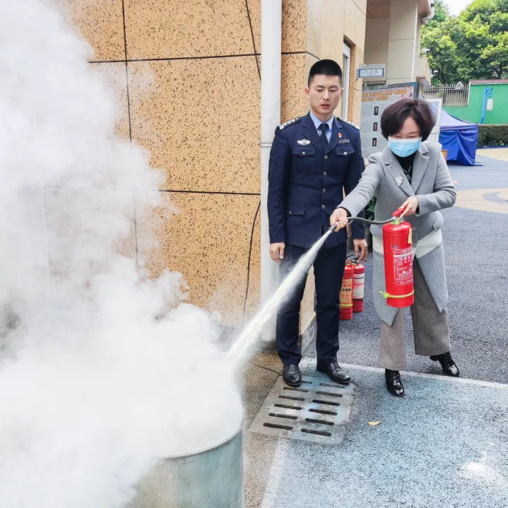 成都市双流区特殊教育学校丨防范未“燃”牢固意识