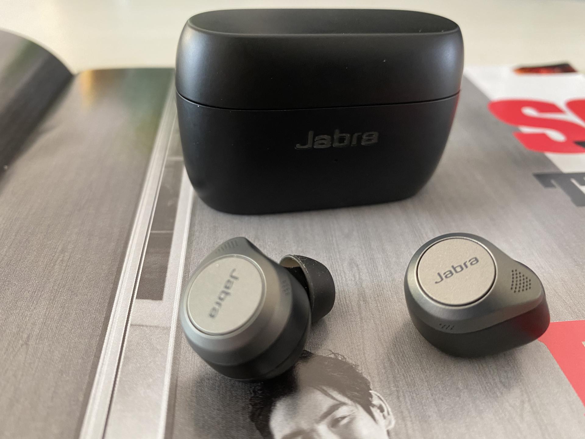 蓝牙耳机巅峰之作Jabra ELITE 85t双芯混合降噪真无线耳机测评体验