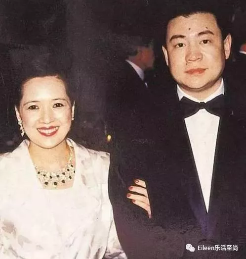 最丑女友两傍豪门?原配淡定享乐,港岛清流家族也难逃花花轶事?