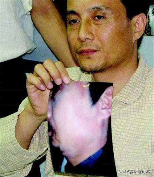 《西游记》最贵演员，被港星张、谢二人打进医院，今靠卖卤菜为生