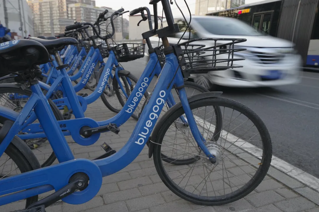 「富力公子」张量无力反叛：做生意绕不开父辈